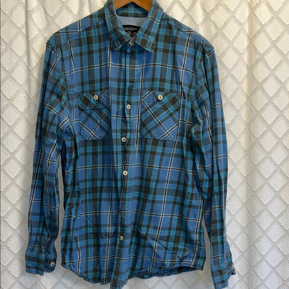 American Eagle Outfitters Blue and Gray Plaid Shirt, size L, like new